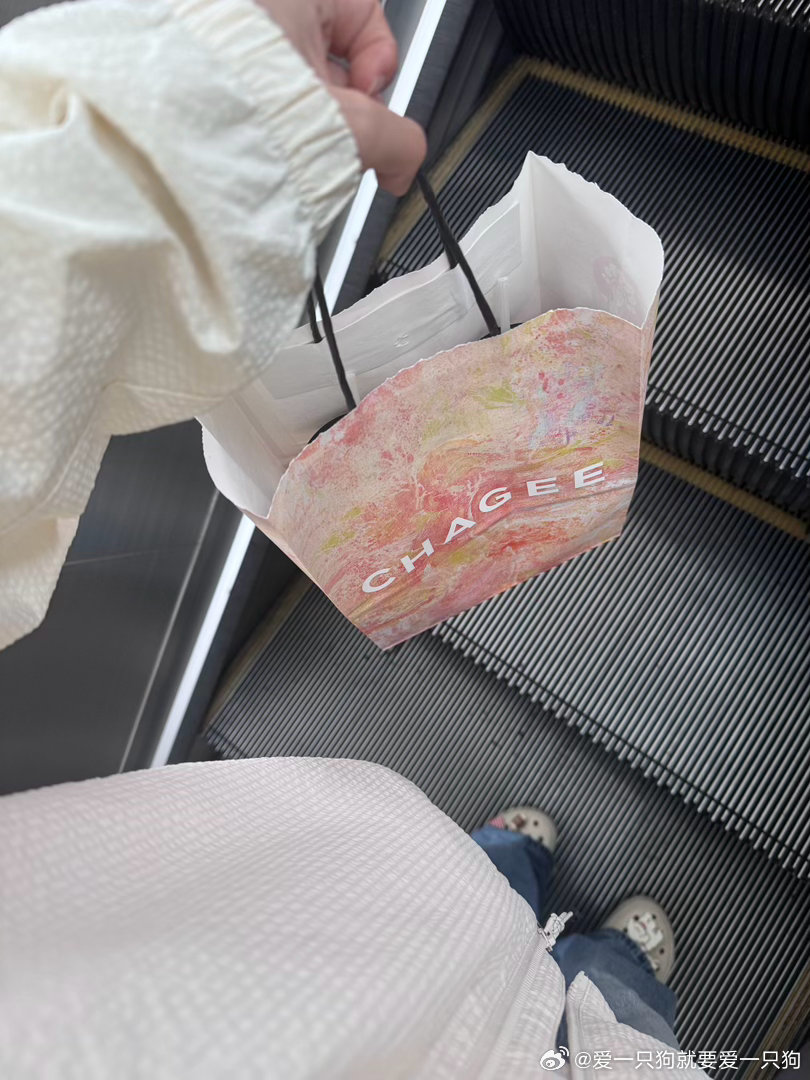 所有人 感谢郑钦文 ​