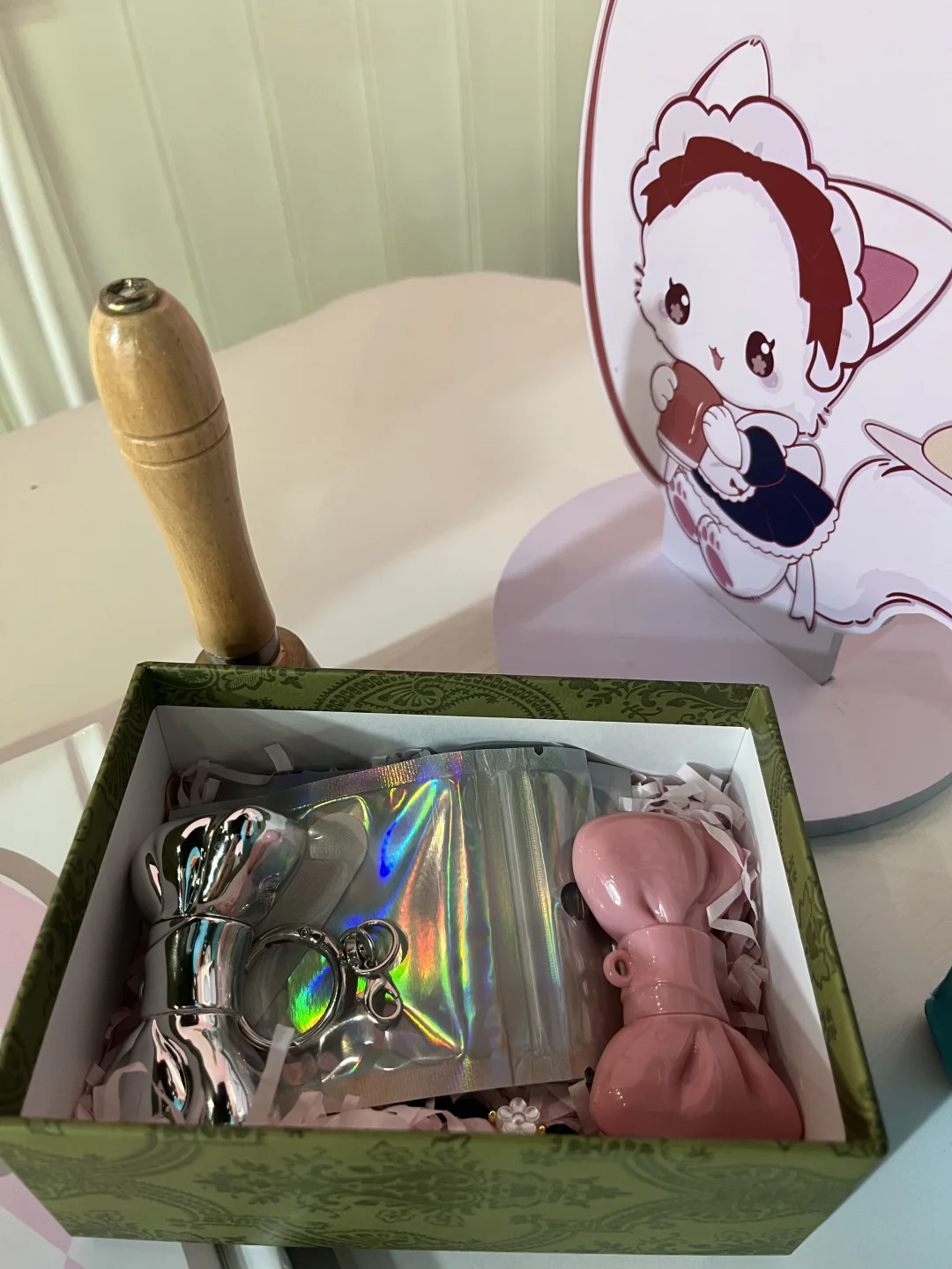 来和卡琳娜一起约会吧～