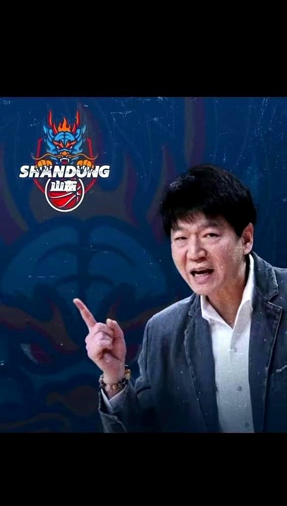 上海男篮这场收官战，场上打得一团糟，场边坐得稳如泰山。 两大核心外援直...