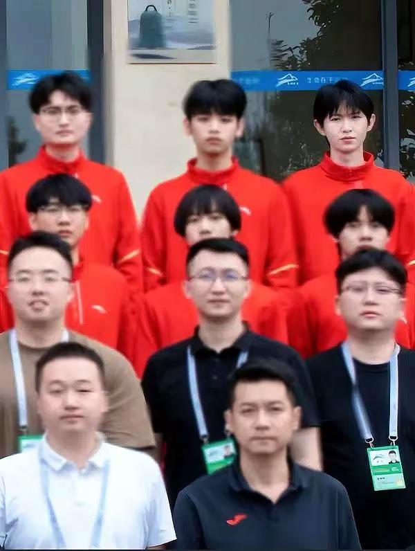 远方传来故人的消息，这次我们不淋金色雨了，我们升国旗 亚运会王者荣耀 成都ag超会一诺