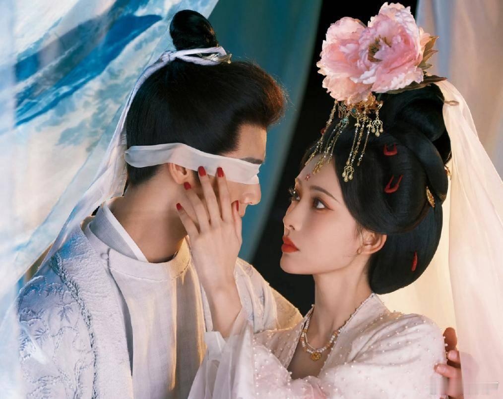 #昀牵孟绕[超话]##昀牵孟绕# 

一昀一梦，牵绕朝夕，支持演员李昀锐、孟子义，静待尚公主如约而至 ​