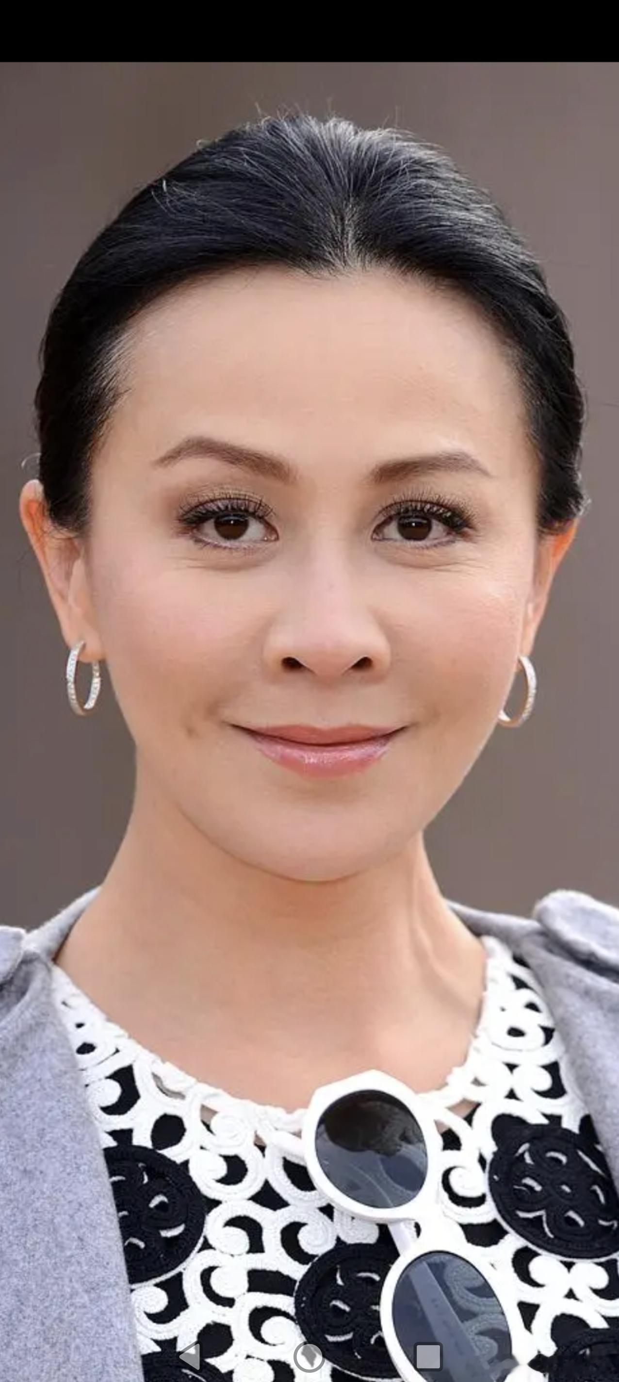 2026.9.7：刘嘉玲说：婚姻，
         给爱一点空气，它才能自由呼吸。
         爱藏在细节里[赞]
         深情不及久伴，久伴在于分寸[赞啊]
         最完美的控制是不控制[给力]
         心有山海，静而不争[鼓掌]
         面对它，接受它，处理它，放下它[耶]
         超级聪明的刘嘉玲👏? ​