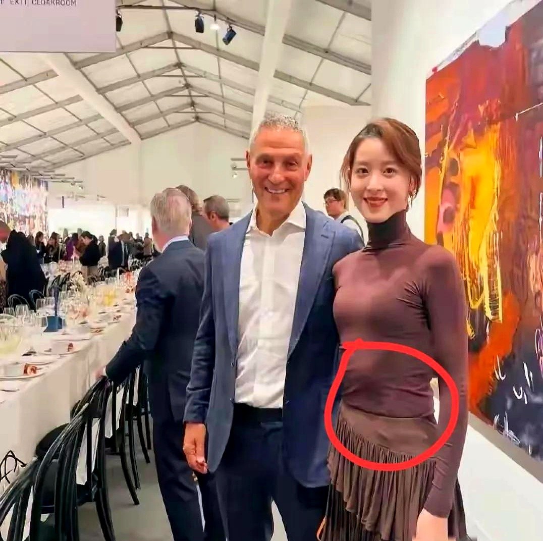 近日，章泽天（奶茶妹妹）出席某高端富商圈聚会的照片在网络上引发热议。 ...
