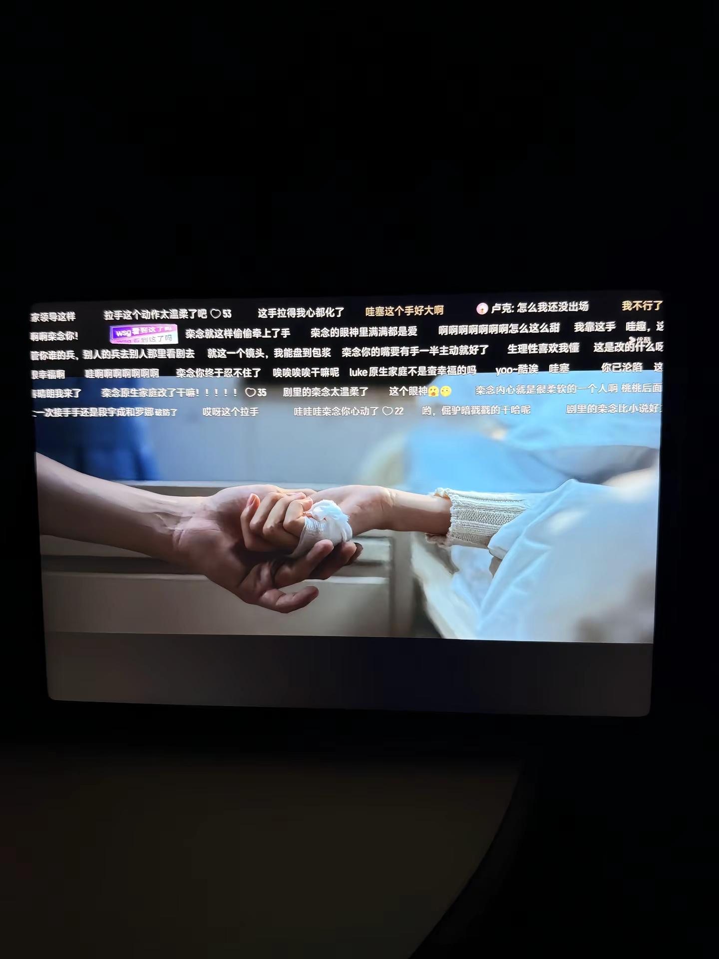 抽烟那段也被删了，能不能不要删减那么多名场面早春晴朗