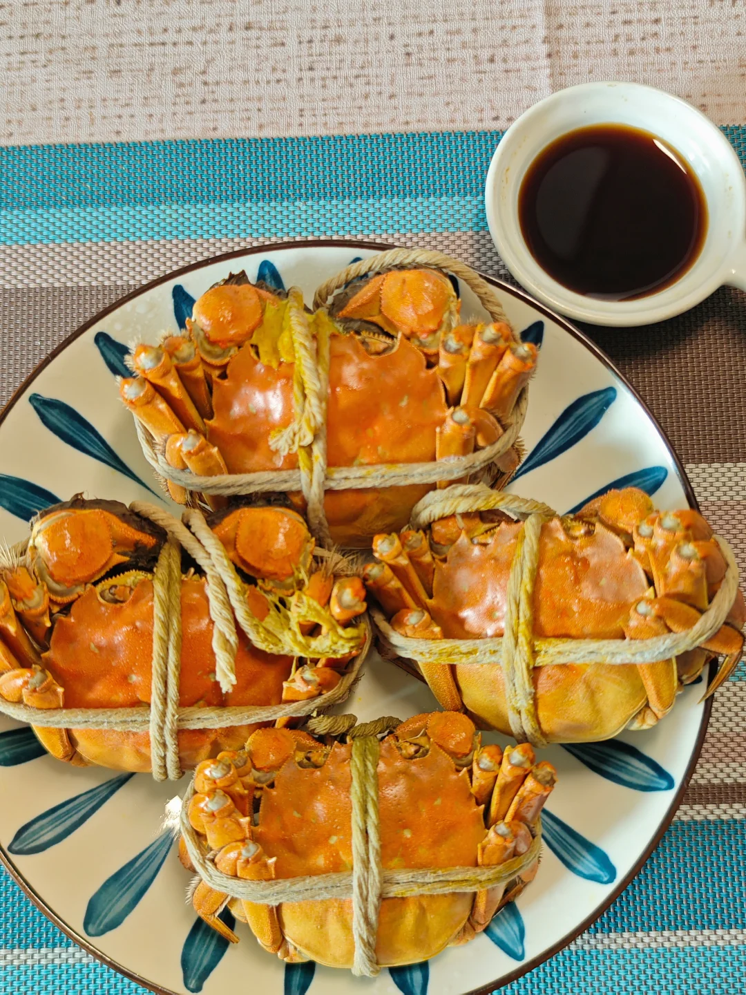 大闸蟹:没想到我已活长成这么“膈硬”了…