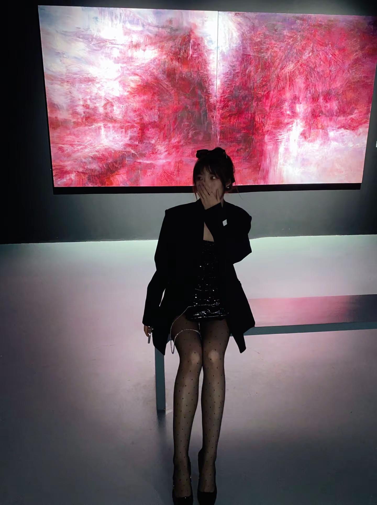 再背后诋毁拿高跟鞋钉烂你的嘴