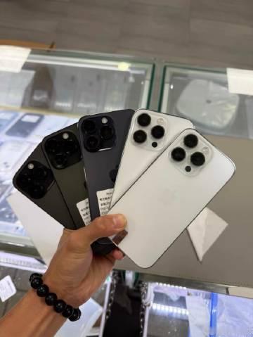 256G苹果14pro max白色，紫色黑色 国行双卡<br />功能...
