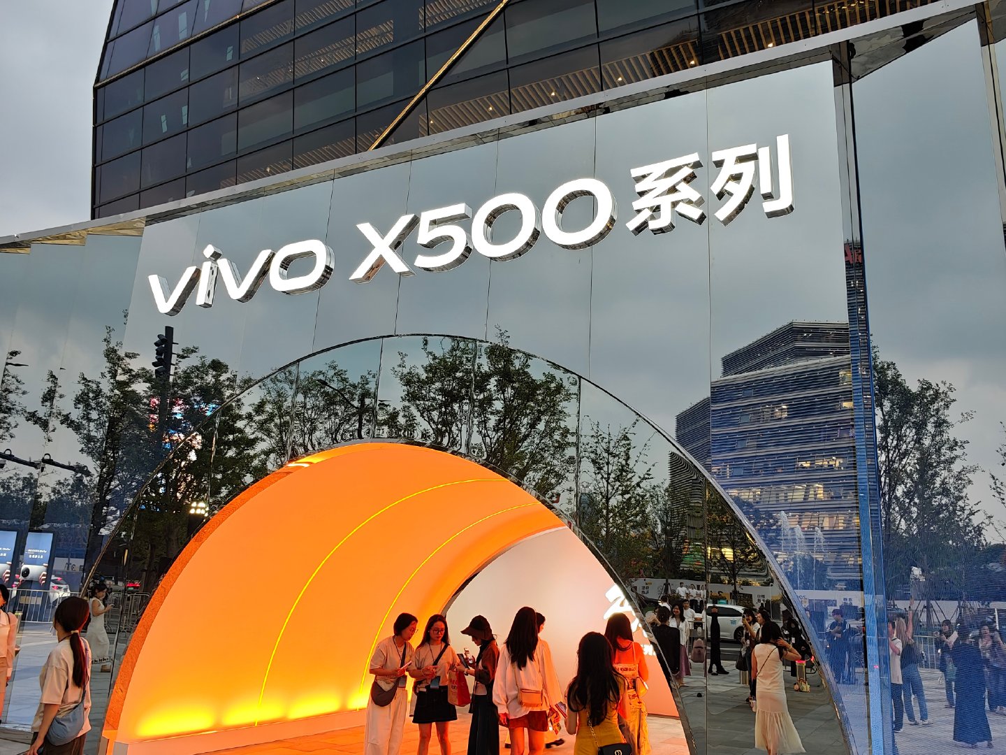 滴，来看X500了[doge]#vivo X500系列# ​