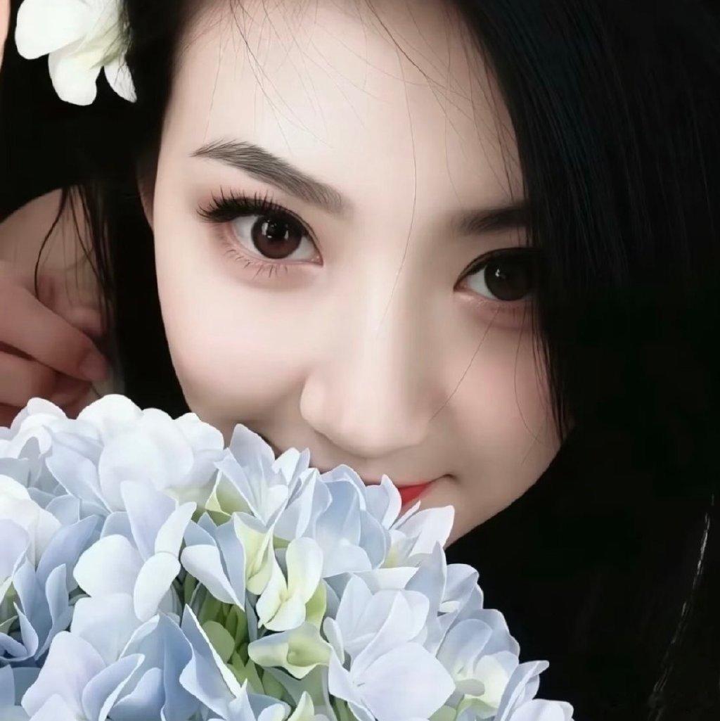 #景甜[超话]##景甜# 
我姐姐就是人间富贵花
​
