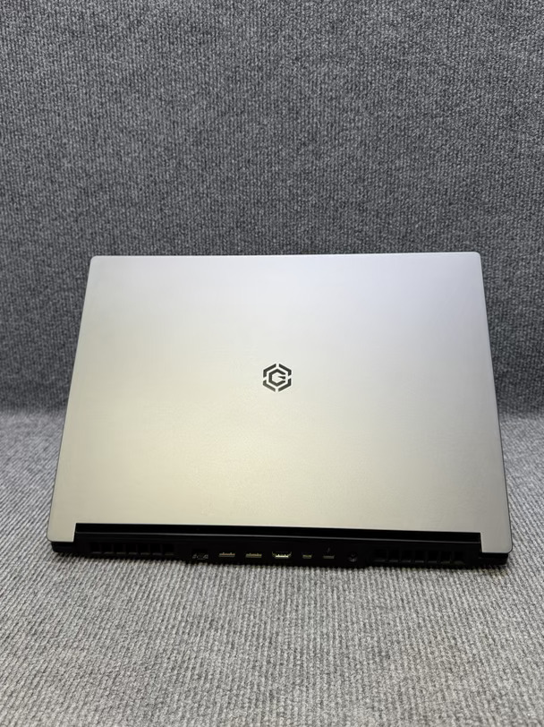 小米游戏本 网游扛把子 打瓦打洲畅玩3850元