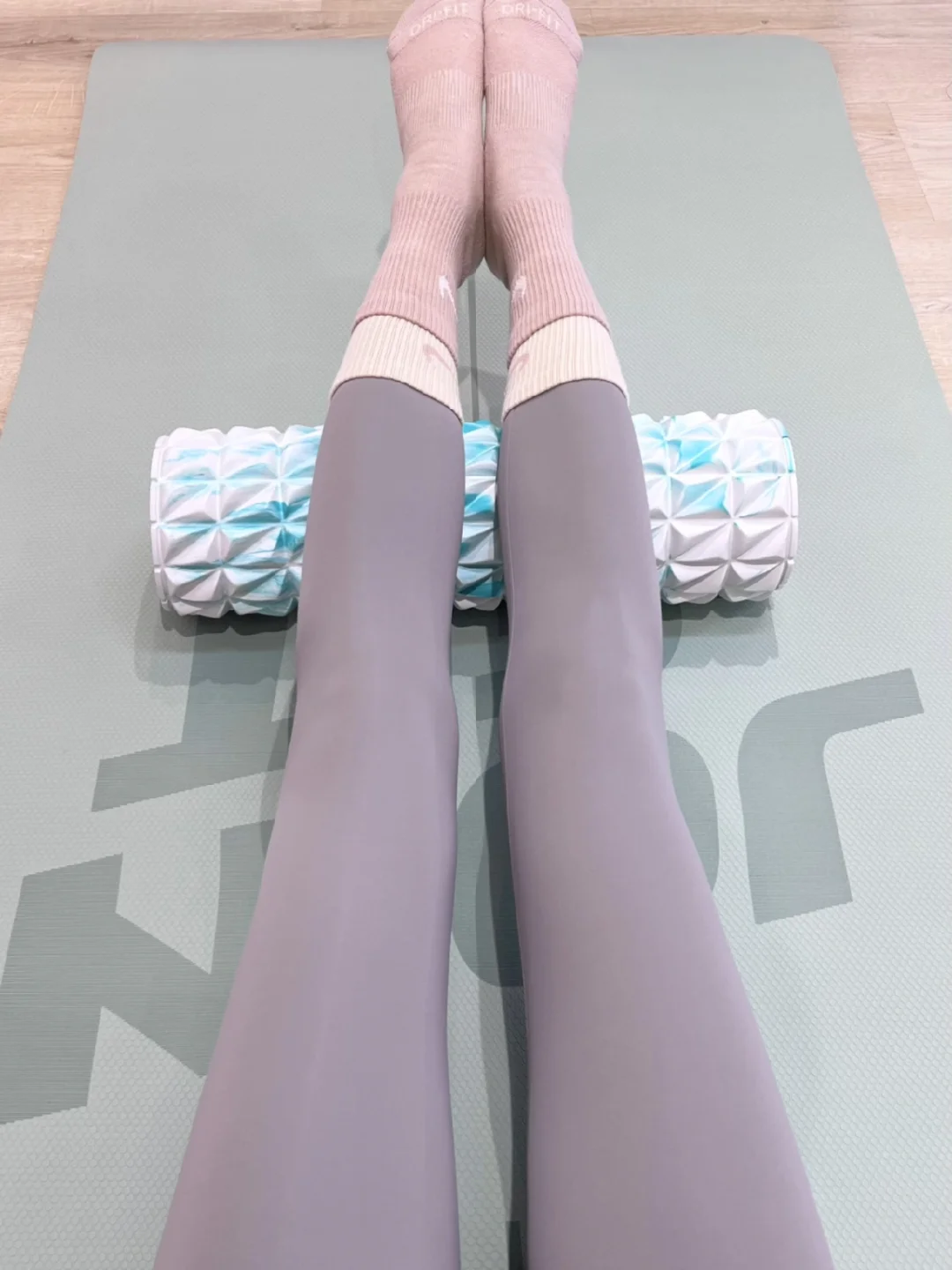 直腿跟练大腿前侧突出看过来!