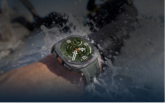 陪你奔赴山海、探秘“深蓝” [yeah]
三星Galaxy Watch Ultra，拥有2EN13319 潜水设备认证
支持深达40米的水下活动，实时监测多项潜水关键数据
时刻洞察水下动态，守护每一份热爱 [游泳] ​