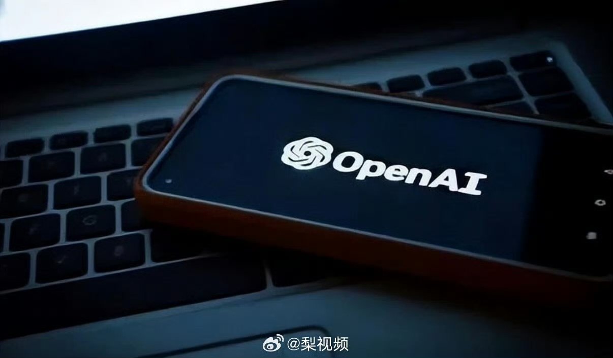 【#OpenAI全面上线GPT6#】#ChatGPT6全面上线#美东时间10月7日，OpenAI面向全球所有ChatGPT免费及付费用户全面上线GPT-6，正式取代GPT-5.6 SOL与GPT-5.6 LUNA。GPT-6集成Astra安全技术改进，强化针对网络、生物与暴力领域滥用的防护。(财联社) ​​​