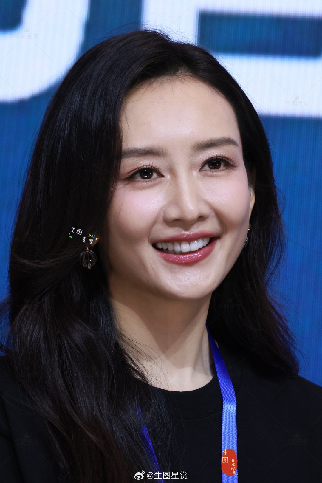 王鸥怼脸拍，状态满分
261009#此处通往繁星# 看片会出图 ​