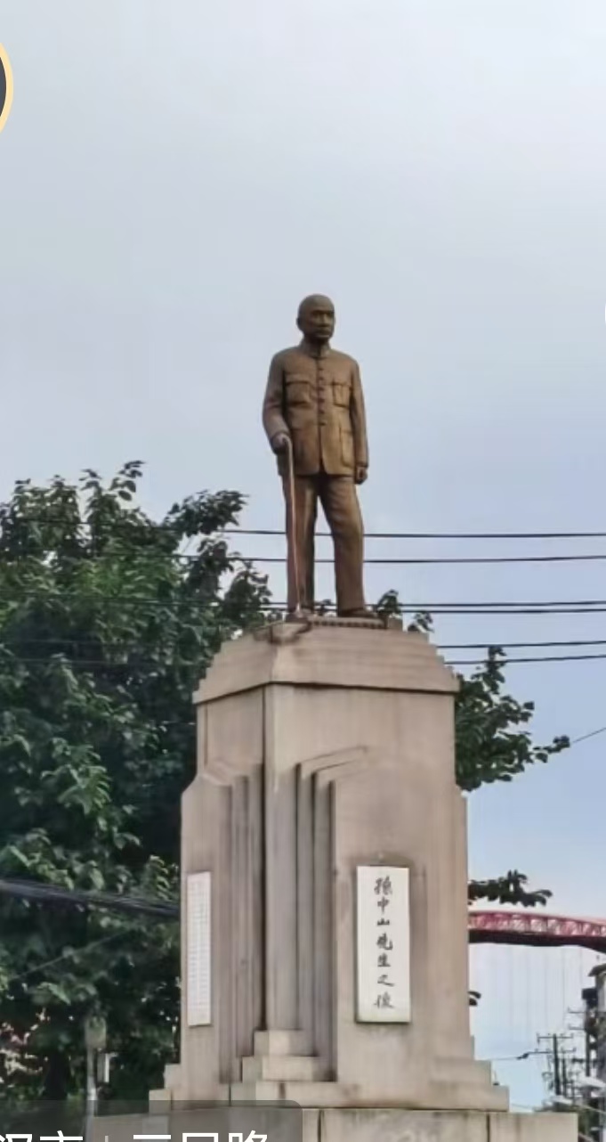 武汉三镇立市最早为汉口，汉口当年的中心就是民权路民权路三民路交汇处孙中山先生铜像广场。