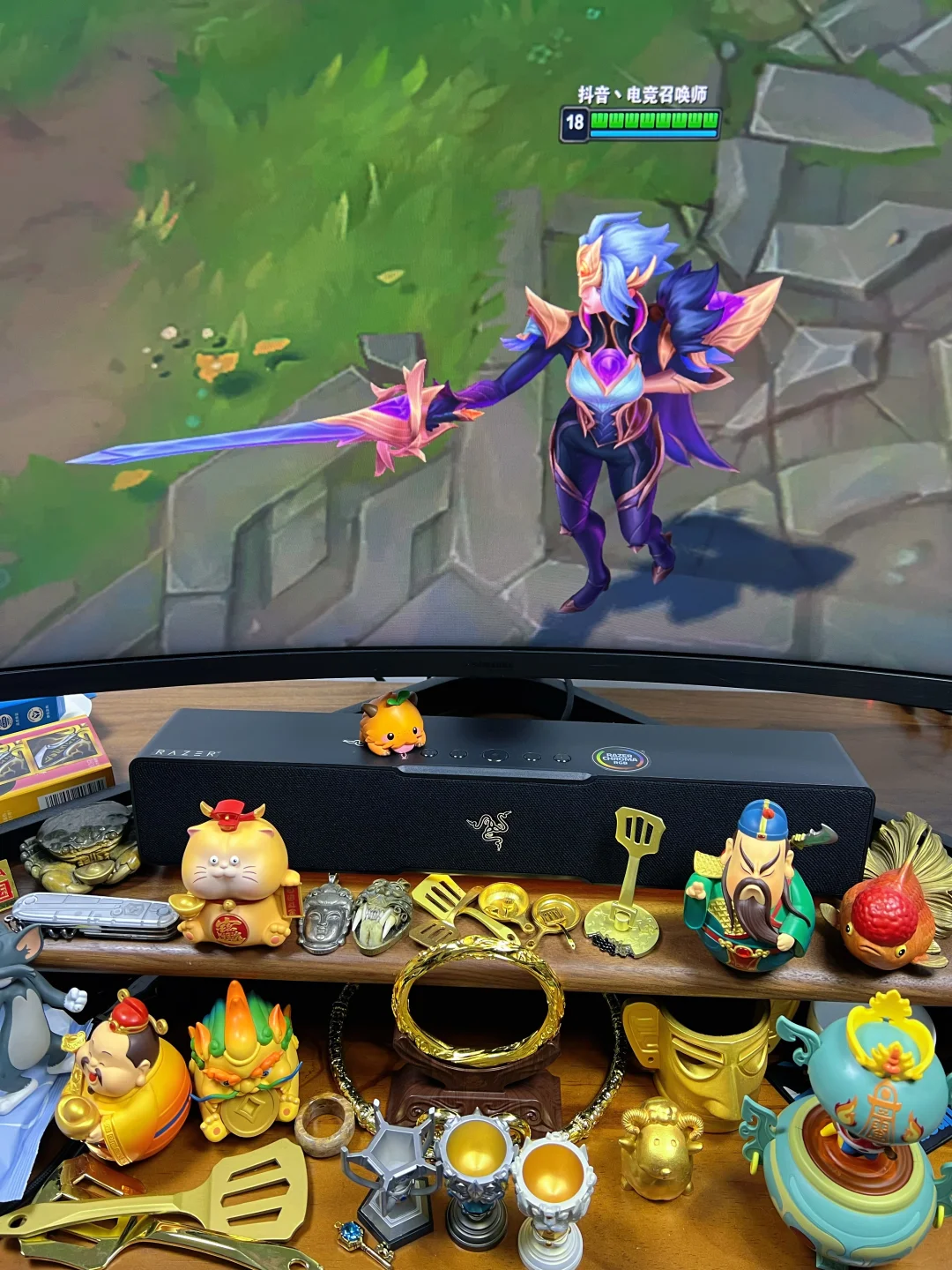 赛季奖励皮肤大家都拿到了吧！