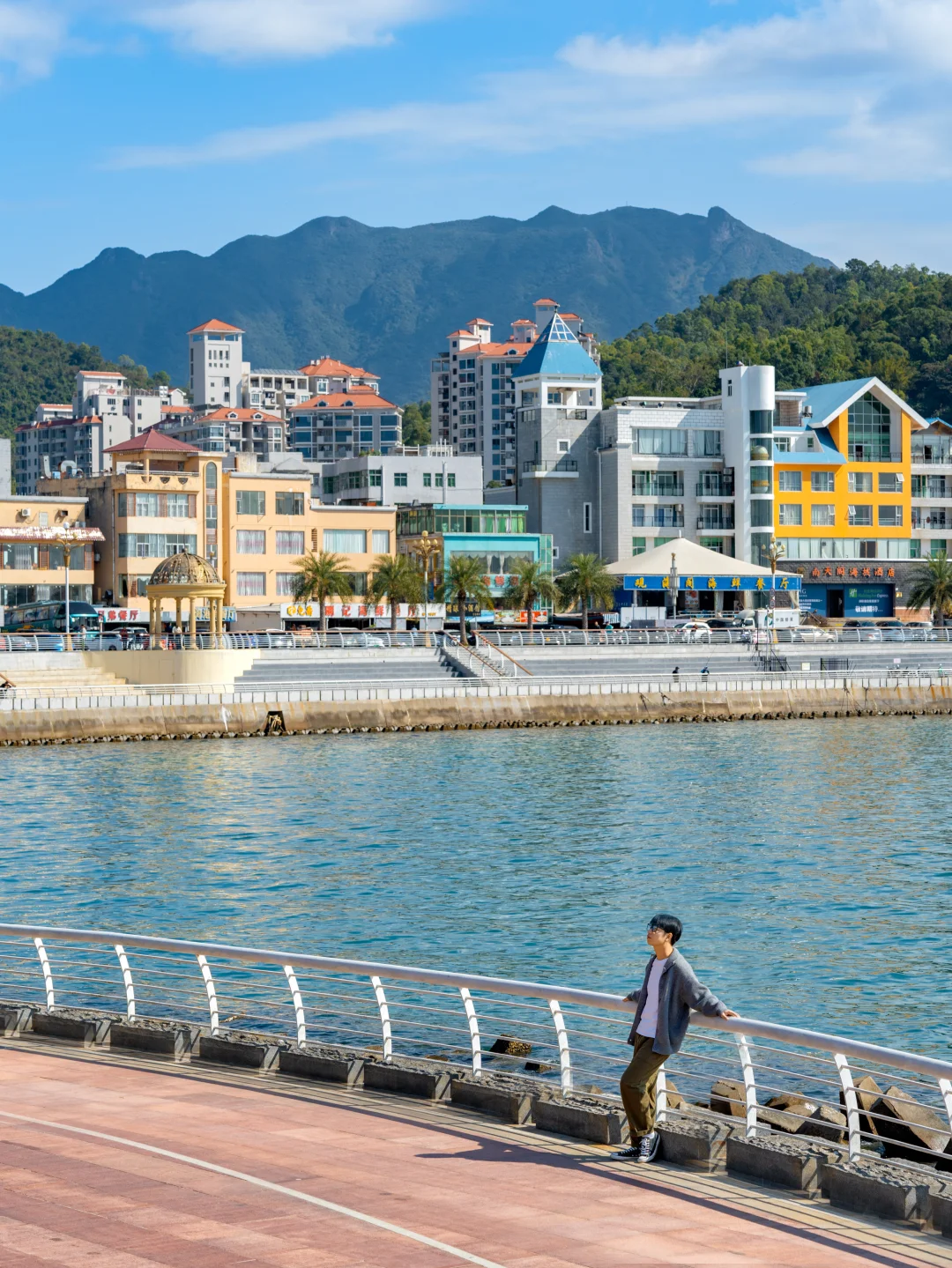 深圳南澳，在这家海边日落小店发呆一整天！