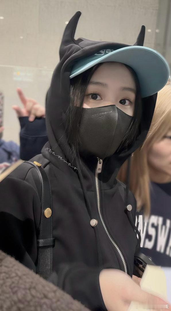 #包上恩[超话]#  头上有两颗妙脆角 ​