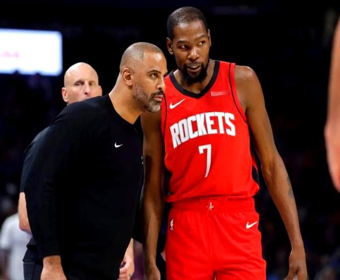 好家伙，火箭跟队记者直接喊话：“现在请把狄龙还给我们！”    这哥们...