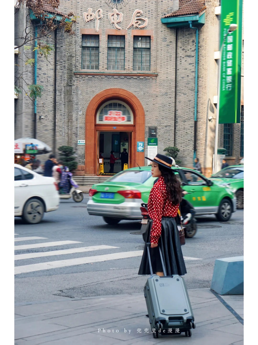 成都小众拍照地｜百年法式建筑—熊猫邮局