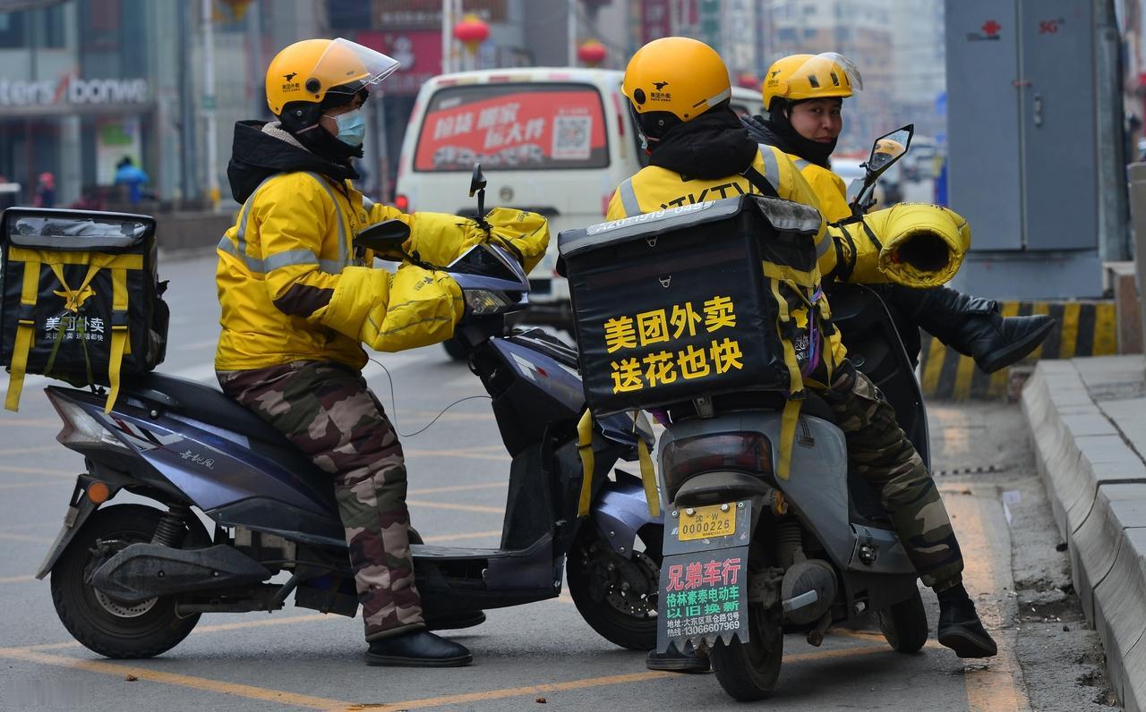 外卖骑手真实收入曝光：骑手月入过万？账不是这么算的