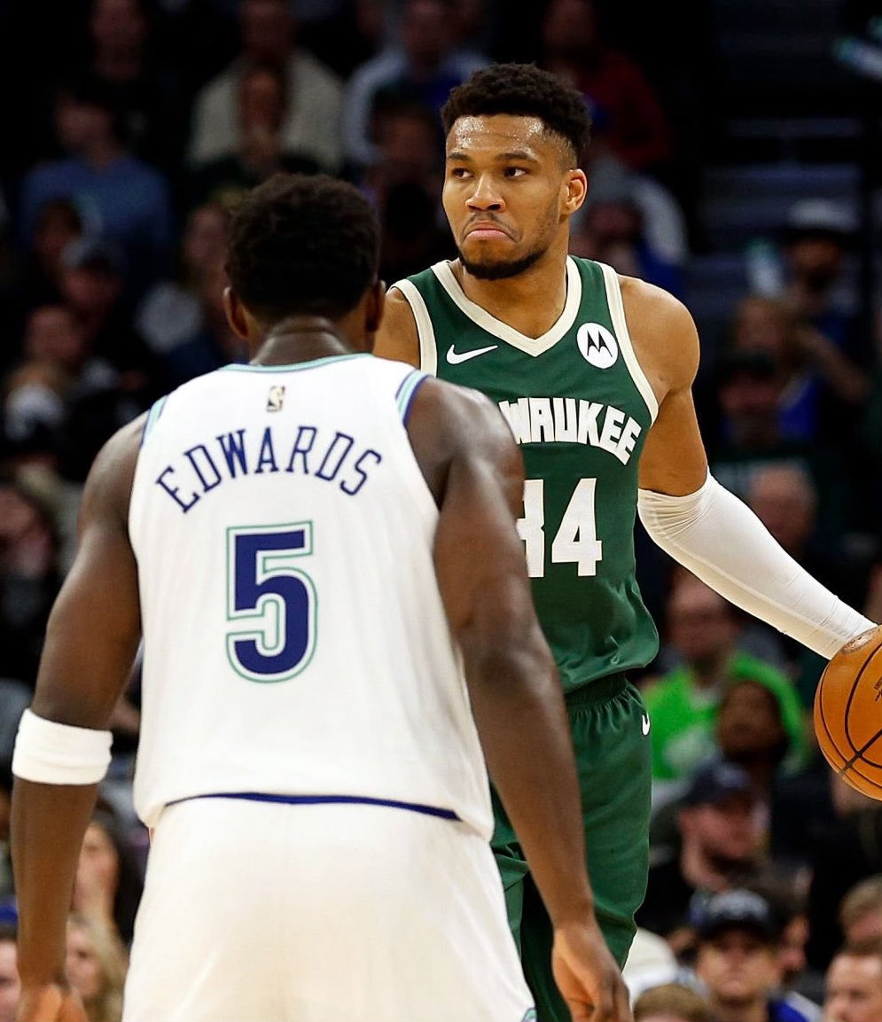 [超话]   根据NBA central消息，针对字母哥交易，尼克斯曾...