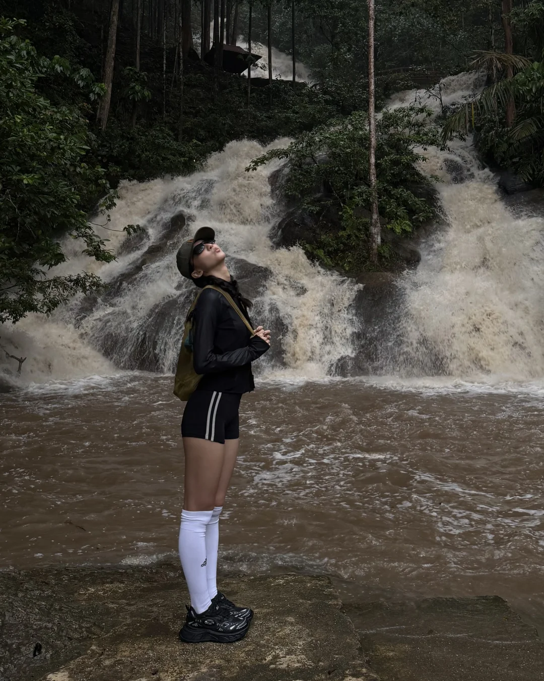 下雨也没有影响我们的心情