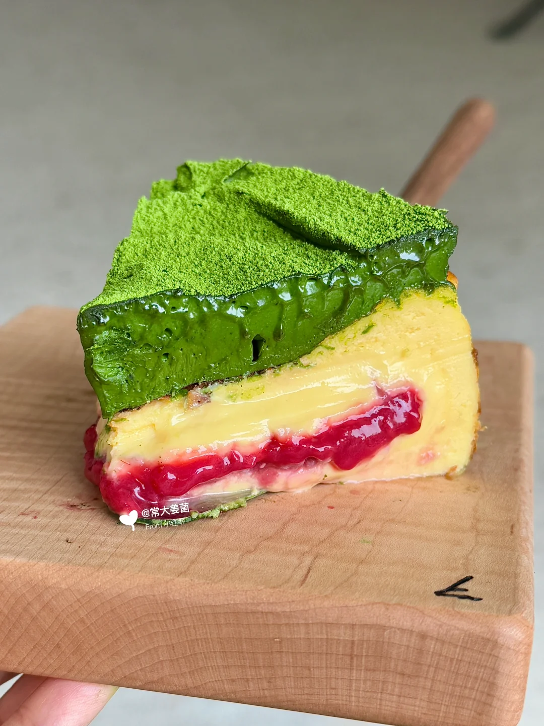 哇噻！贼好吃！树莓白巧巴斯克🍓抹茶生巧🍵