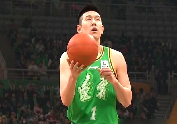 都说山东男篮打辽宁是去“送死”，这球还怎么打？    常规赛收官连败...
