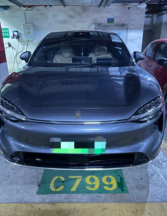 终于喜提爱车｜智界R7带回家🚗✨
