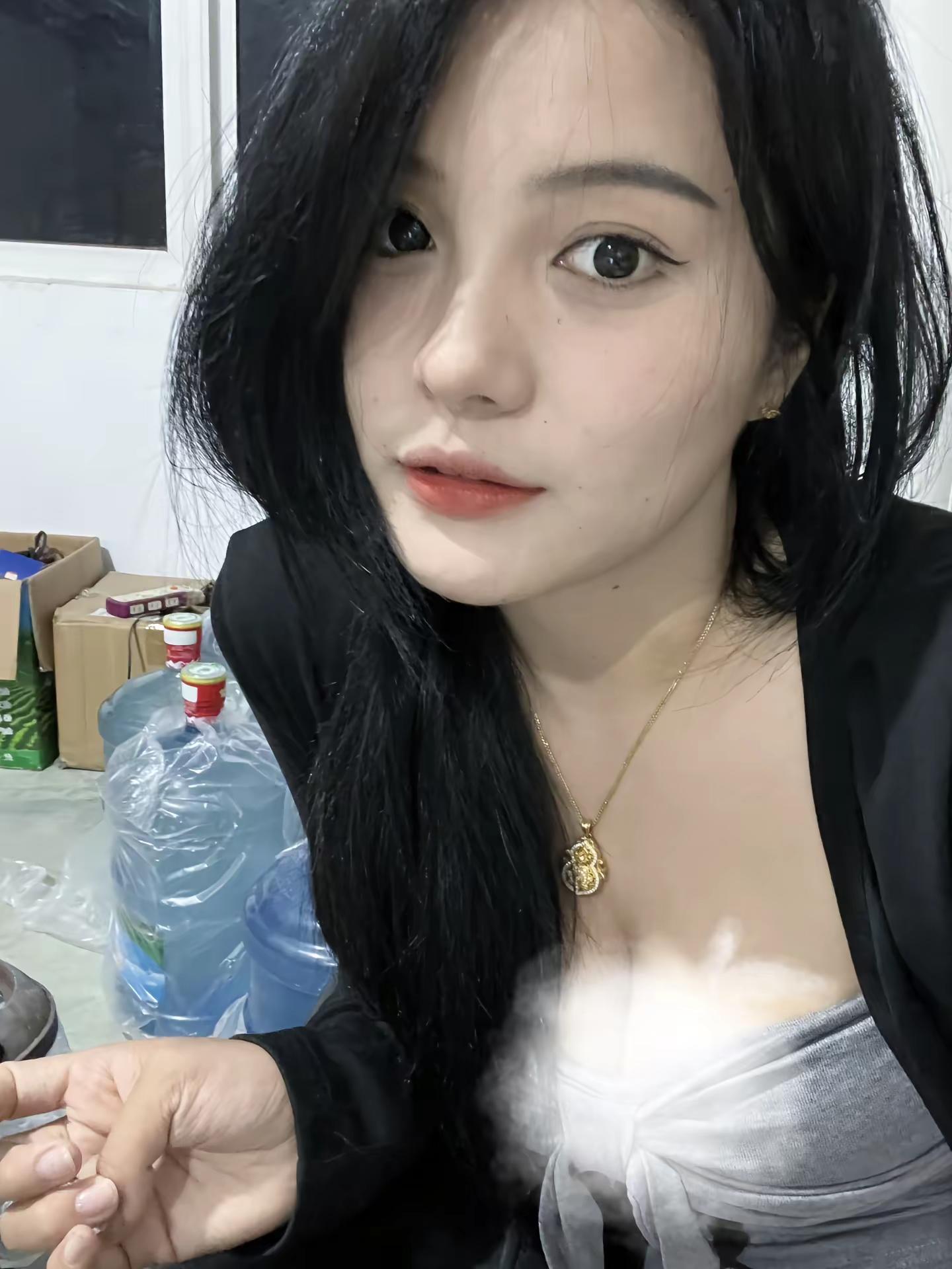 如果前女友的称呼是女朋友，那我是谁？