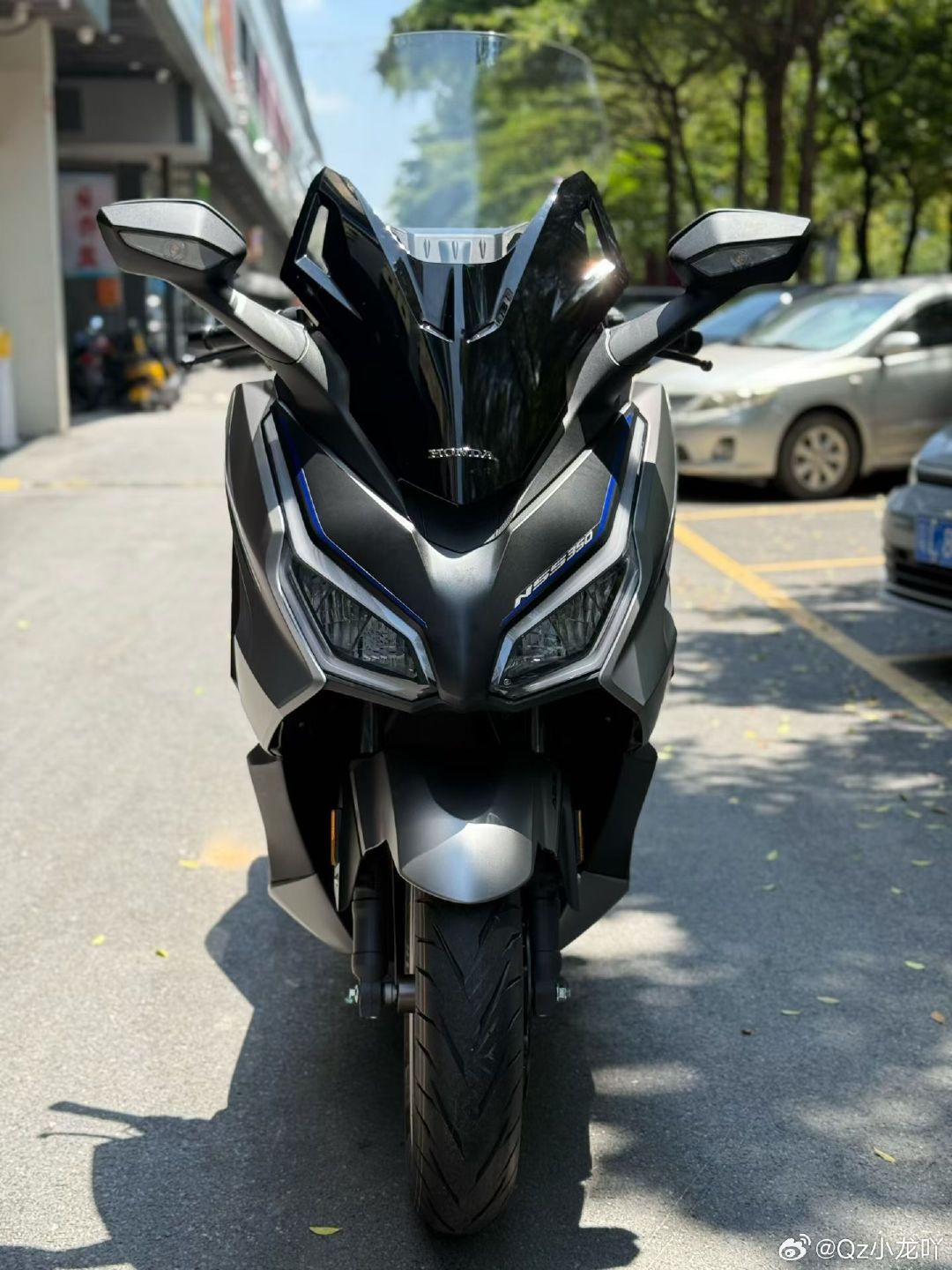 车型：本田佛沙nss350
上牌年份：26年6月
出厂年份：26年4月
过户次数：过户 0次
公里数：950km#摩托车[超话]# ​