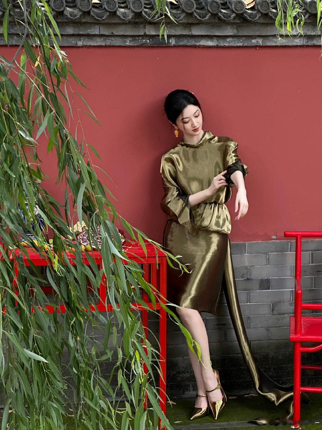 #景甜[超话]# 各式各样的国风美😍🥰想你姐姐[期待][期待][期待]#景甜##景甜你是真的很不错##瑞丽服饰美容#  ​