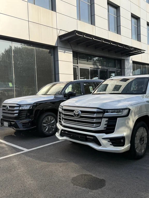现车 急售🙏62万题全新26款兰德酷路泽LC300