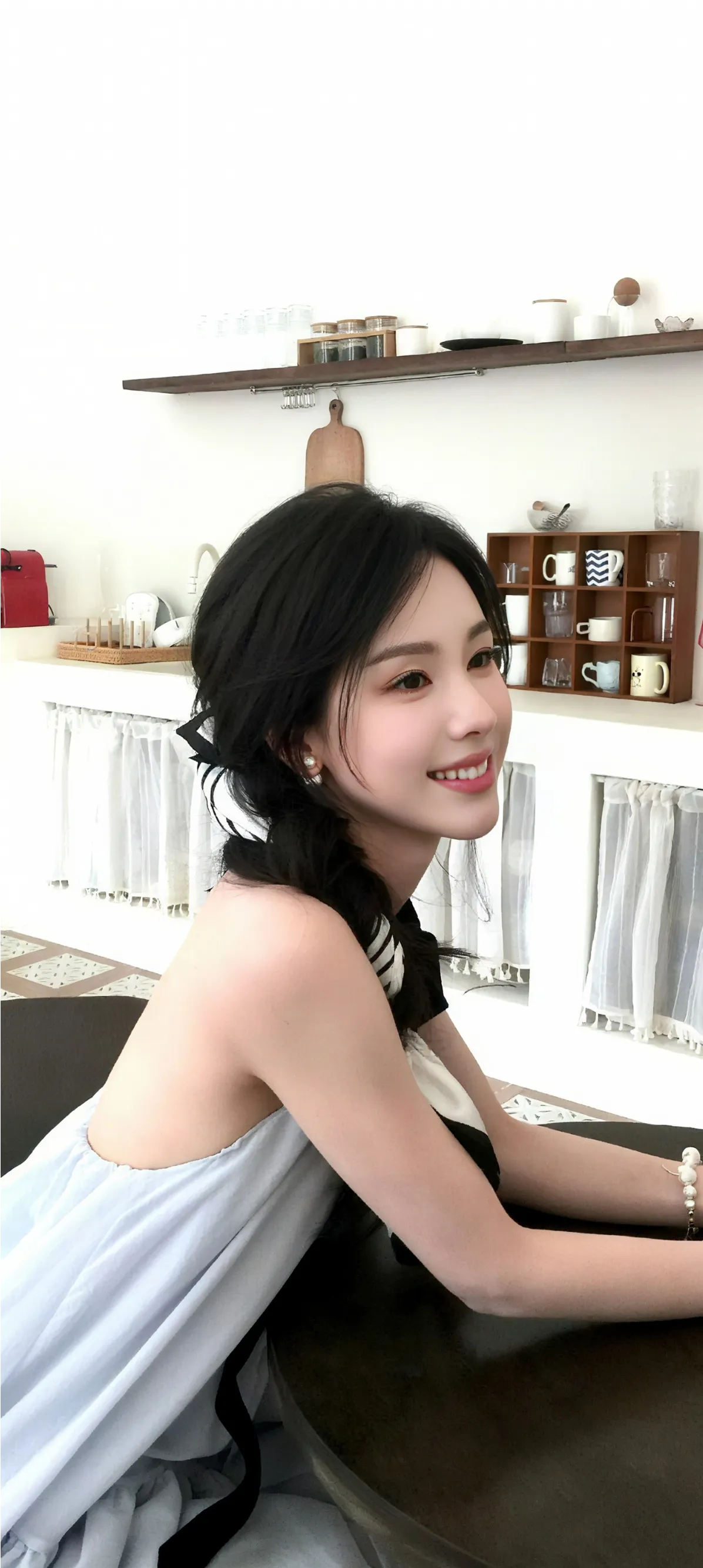 陈都灵