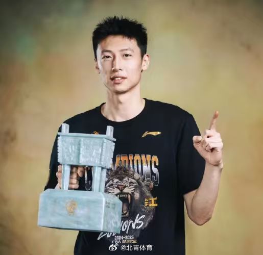 北京青年报记者19日获悉，浙江广厦队锋线球员赵岩昊已经确定离队，他与宁...