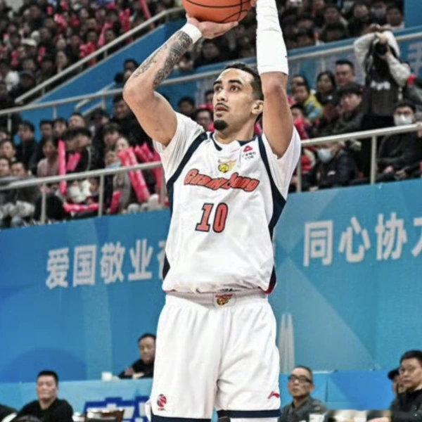 广东外援特雷夫林·奎恩即将与库班火车头签约。 ​