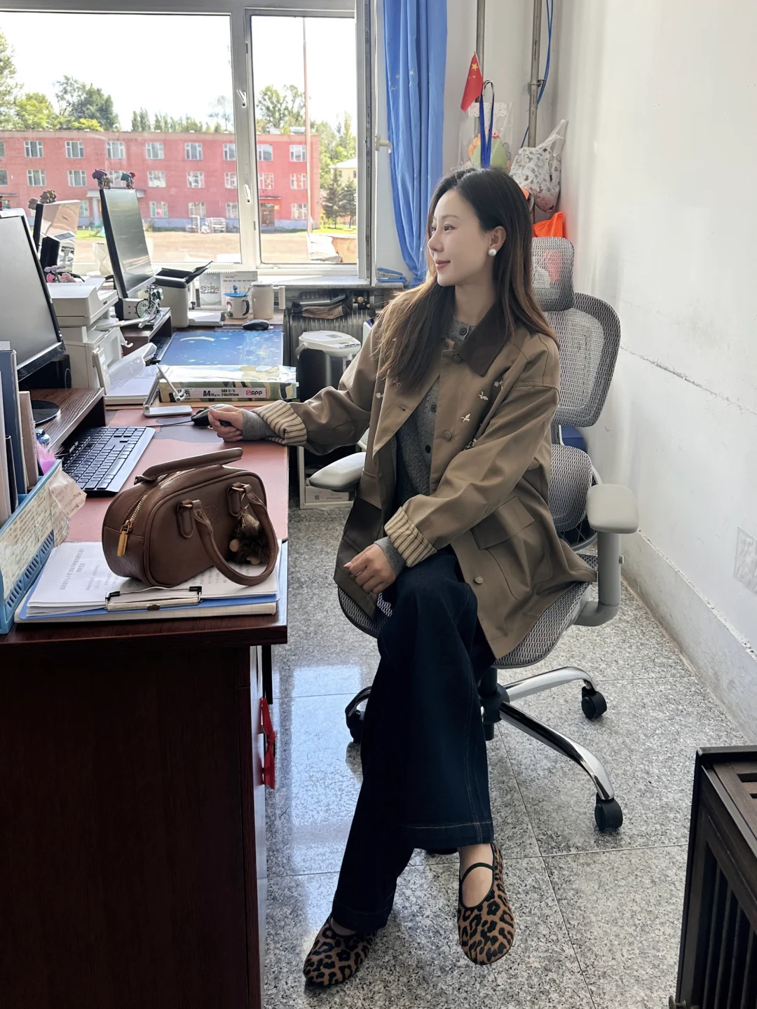 办公室穿搭｜早秋🍂简约又大方的穿搭🤎💙