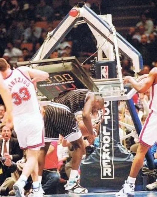 无敌破坏王！NBA Memes：嘿老爸，巅峰奥尼尔到底有多强？  NB...