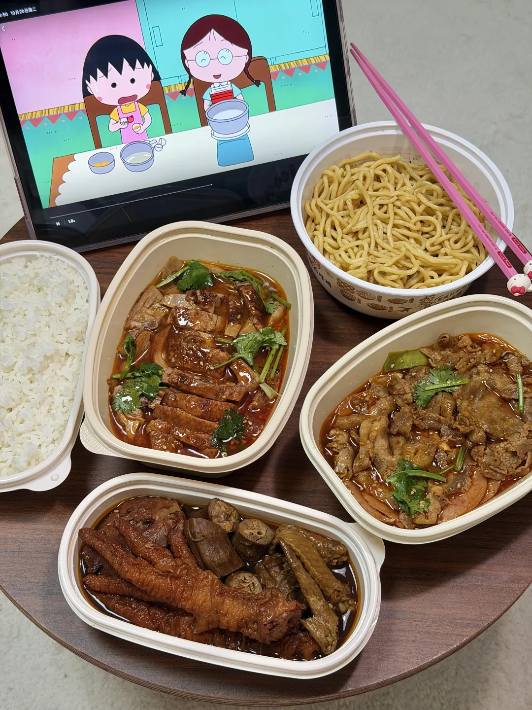 紫燕新品！！！一人食外卖之光。。。。。