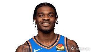 NBA新赛季常规赛还未开打，本月就已接连出现三起球员跟腱撕裂重伤，其中最令人唏嘘的是本·西蒙斯刚打出复苏表现就倒在训练场。  一、三起伤病具体名单- 76人中锋胡克波尔蒂：10月7日季前赛首战无对抗下