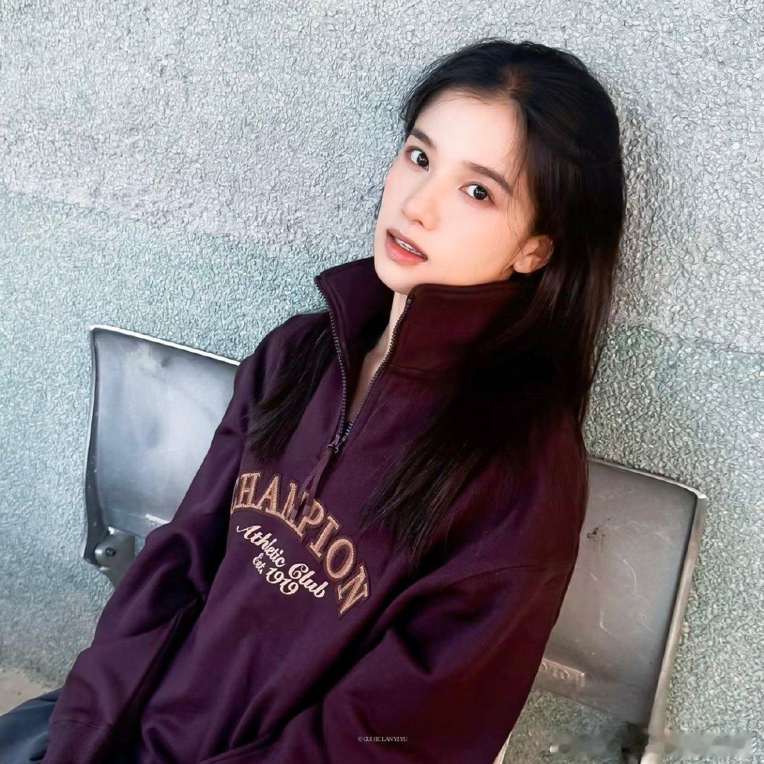 #张婧仪[超话]##张婧仪[超话]##张婧仪代言比亚迪秦max# ​