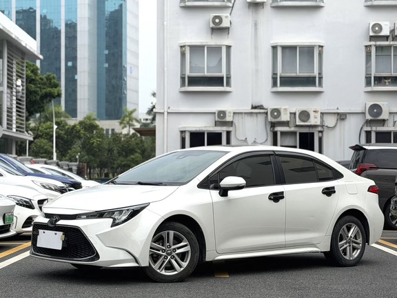 出一台丰田雷凌1.2T豪华版，一手车