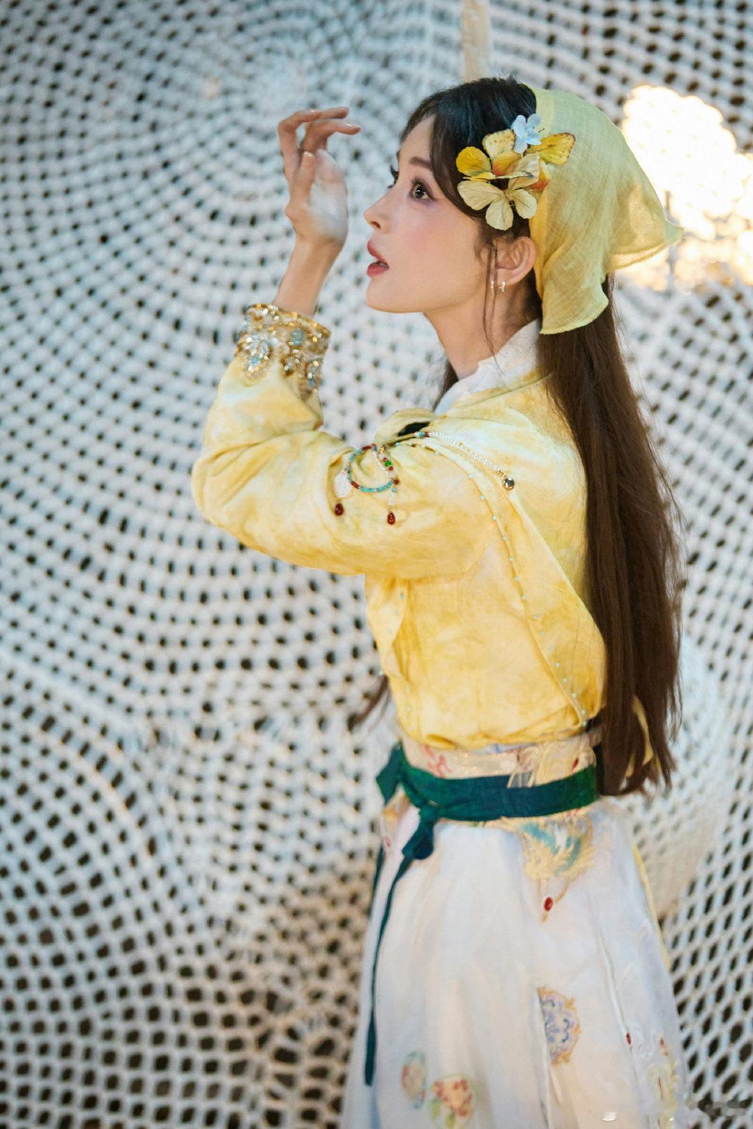 #娜扎[超话]#