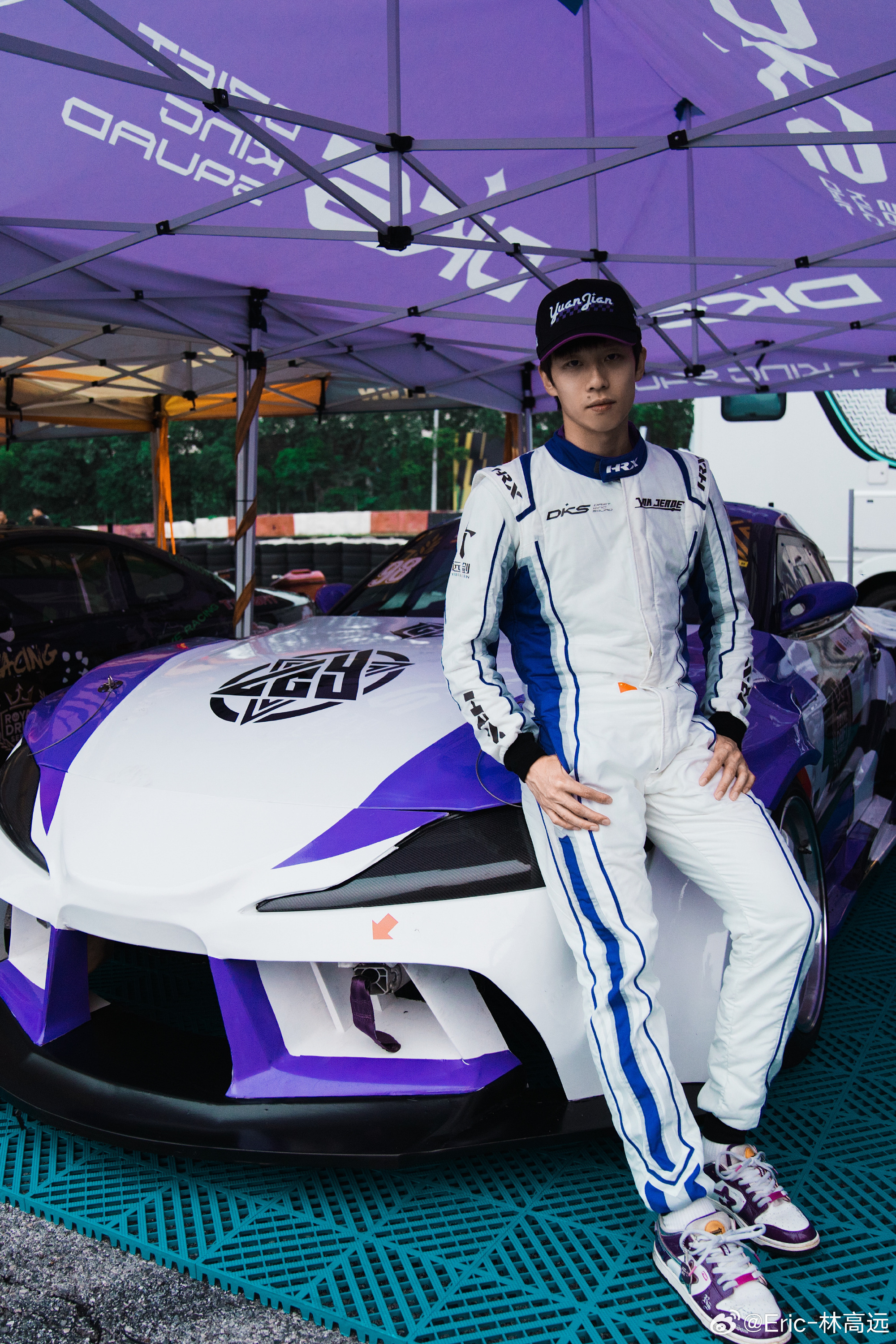 发博晒照参与Royal Drift Series汽车漂移系列赛： 这真...