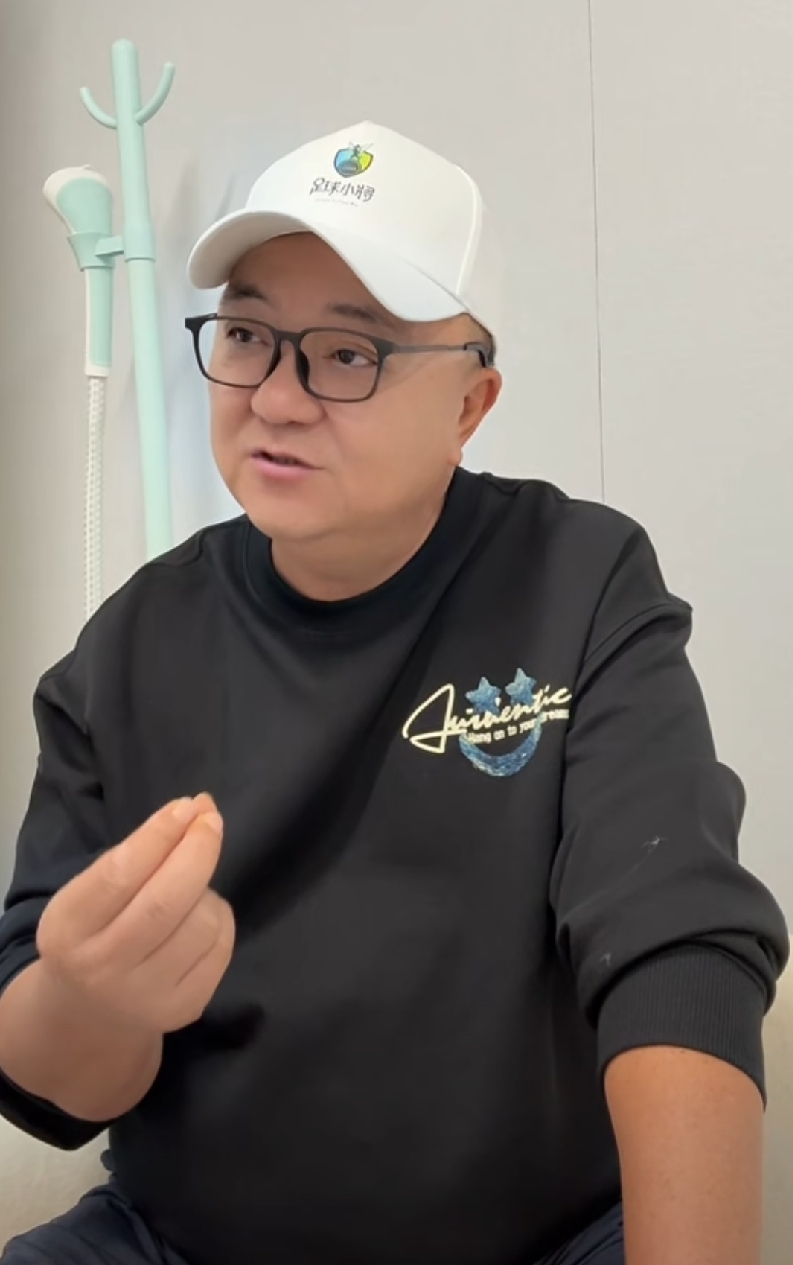 董路，做中国足球小将的主教练，要过“五关”才可能胜任！

     一段时间以来