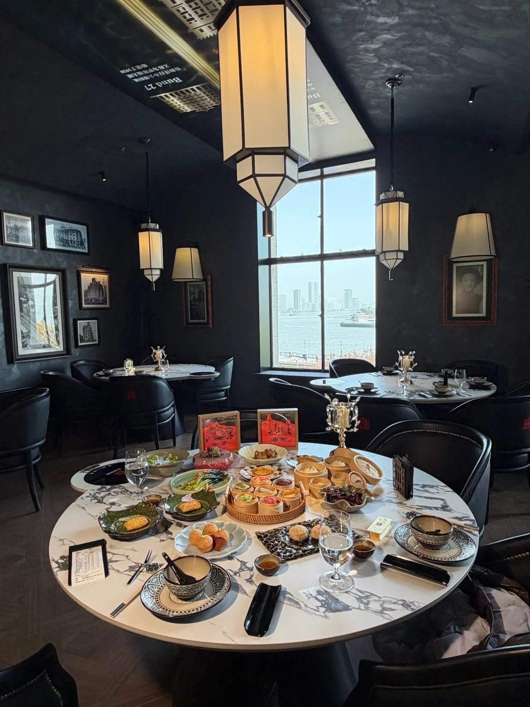 每位来沪朋友都会被我带来的外滩18号……