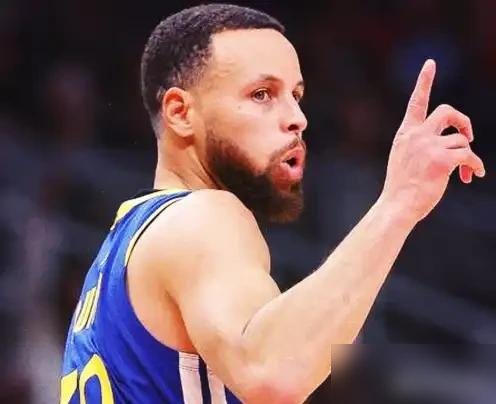 詹姆斯穿上76人球衣第一场，对手是尼克斯。
就在今天，2026年10月20号，NBA常规赛开打。三场揭幕战，NBC全程直播。凯尔特人打活塞，76人打尼克斯，雷霆打马刺。
最狠的是雷霆和马刺这场，上赛季西决重演。总经理投票，马刺总冠军排第一，雷霆是西部最大威胁，等于提前看西决。
明天还有两场，勇