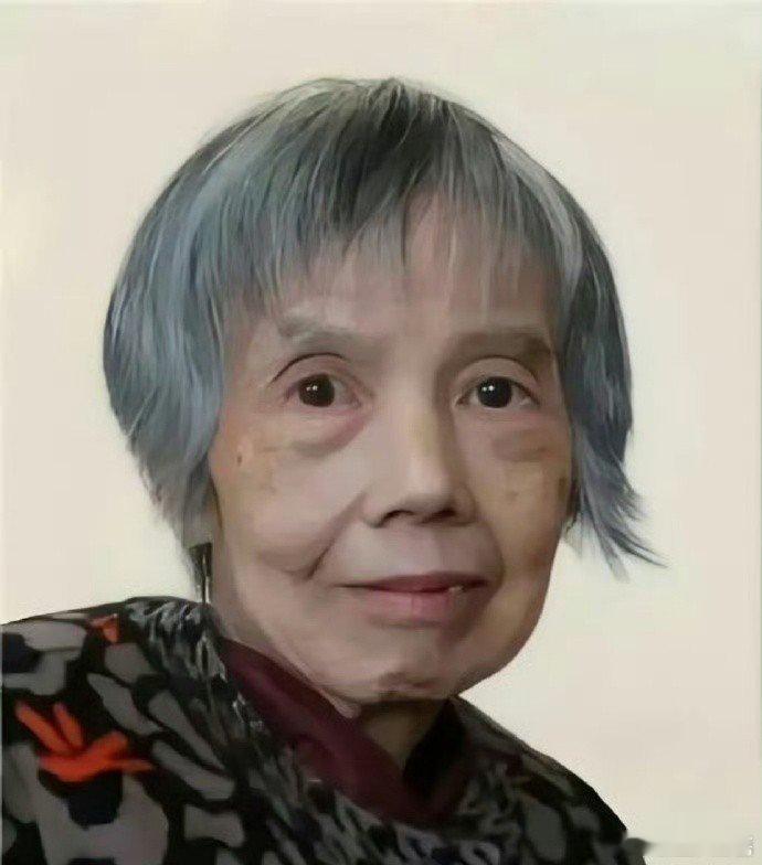 她82岁打造出国产芯片， 
打破西方垄断 
为祖国每年节省上万亿！[赞] 
她就是中国最杰出的科学家 
——中国“芯片巨匠”黄令仪 
她的信念就是:匍匐在地，擦掉祖国身上的耻辱！[赞][赞] 
致以最崇高的敬意！ ​​​