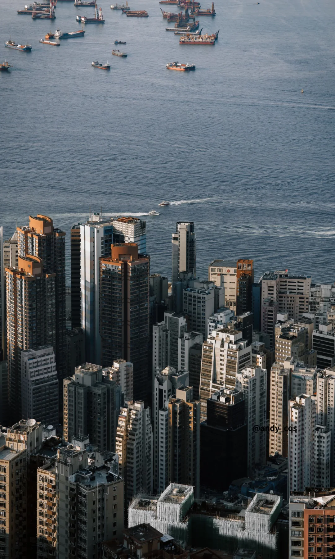 “Moments of Hong Kong”